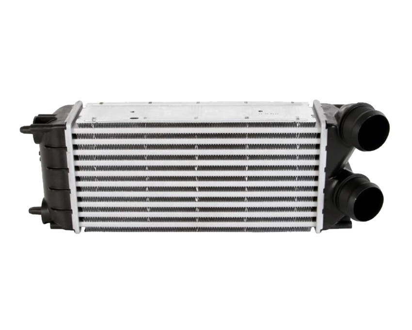 Chladič vzduchu Intercooler Peugeot 5008 (0U/0E) 13-17 1.2 1.6 VALEO