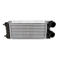 Chladič vzduchu Intercooler Peugeot 5008 (0U/0E) 13-17 1.2 1.6 VALEO