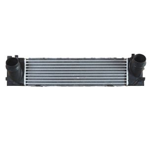 Chladič vzduchu Intercooler BMW 3 (F30/F80/F31) 12-19 1.6 2.0 VALEO