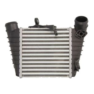 Chladič vzduchu Intercooler Volkswagen Polo (9N) 01-05 1.8 1.4 1.9